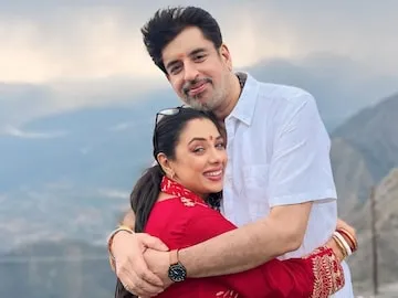 rupali ganguly 1 2024 09 926192909a9d9ae4aebcd1a944ad0126