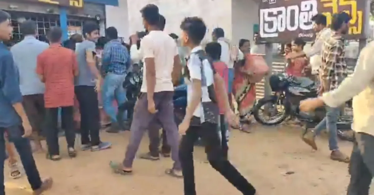 Video Attack on Liquor Shop Video