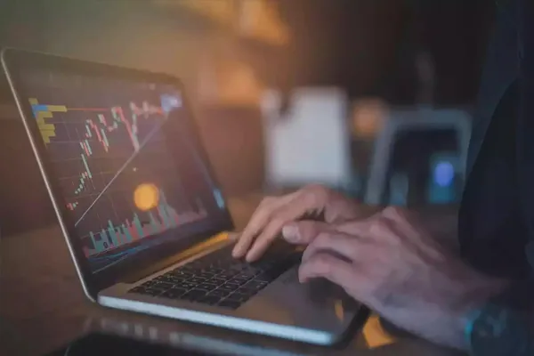 हरे निशान में खुला शेयर बाजार, अमेरिकी मुद्रास्फीति में थी कमी 4 stock4 5