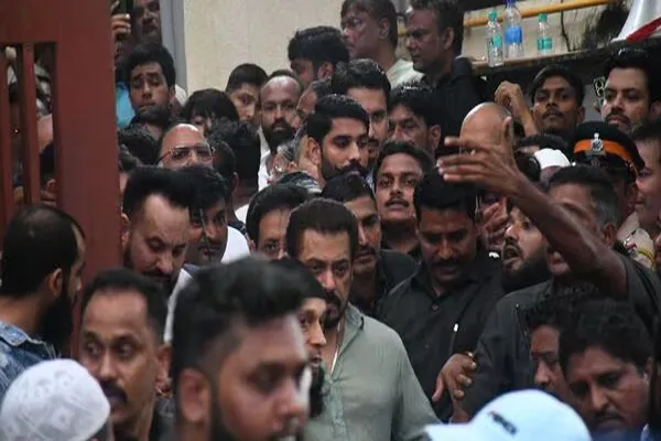 बाबा सिद्दीकी हत्या मामले में मुंबई पुलिस ने प्रवीण लोनकर को किया गिरफ्तार 3 siddaqi3