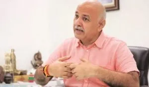 Manish Sisodia का आरोप: प्रदूषण पर केंद्र सरकार कर रही है सिर्फ़ बयानबाज़ी