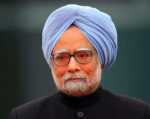 मल्लिकार्जुन खड़गे और राहुल गांधी पूर्व पीएम डॉ. मनमोहन सिंह के आवास पहुंचे