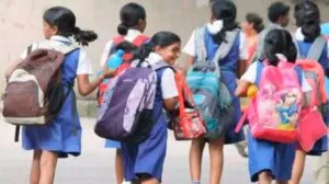 दिल्ली-NCR में आज से ‘हाइब्रिड’ मोड में चलेंगी कक्षाएं