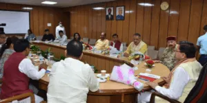 उत्तराखंड में आगामी नगर निगम चुनावों की तैयारियों में जुटी भाजपा, सीएम धामी ने सांसदों से की मुलाकात
