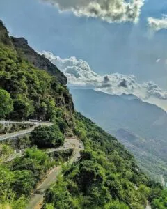 Hill Station: स्वर्ग से भी खूबसूरत, Panipat से 9 घंटे की दूरी पर…अपनों संग बिताएं छुटियां