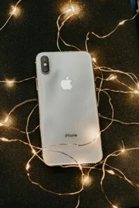 iPhone में स्टोरेज की परेशानी होगी दूर, बस करें ये काम