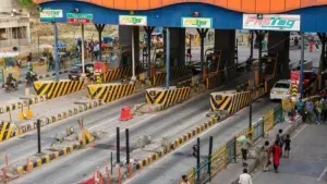 केंद्र सरकार की नई Toll policy से आम आदमी को राहत, 3 हजार में बनेगा सालाना पास