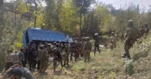 Jammu Kashmir Road Hadsa : जम्मू-कश्मीर में सड़क दुर्घटना में सीआरपीएफ के 19 जवान घायल