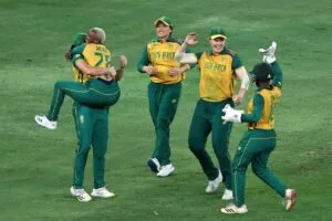 South Africa ने कर दिया बड़ा उलटफेर किया 6 Time की Champion को बाहर