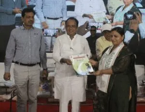 Jharkhand में 105 नवनियुक्त चिकित्सकों को स्वास्थ्य मंत्री ने सौंपा नियुक्ति पत्र