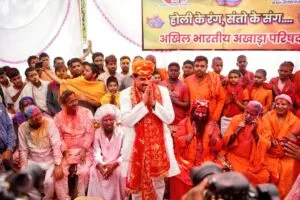 Ujjain में होली के रंग साधु-संतों के संग कार्यक्रम में शामिल हुए CM Mohan Yadav