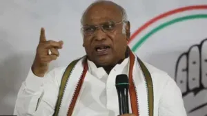 खड़गे ने मेक इन इंडिया को बताया प्रचार, कहा- वादे पूरे नहीं हुए