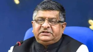 भारत पाकिस्तान से अकेले निपटने में सक्षम: रवि शंकर प्रसाद