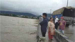 Nepal के बाढ़ पीड़ितों की चिंता बढ़ी, भारत में समय से पहले मानसून