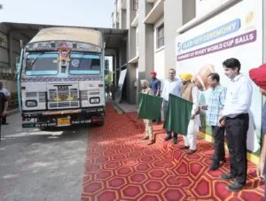 रग्बी विश्व कप के लिए पंजाब से भेजी गई गेंदे, CM भगवंत मान ने दिखाई हरी झंडी