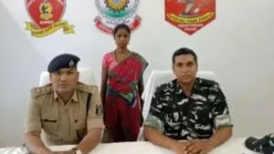 छत्‍तीसगढ़ के सुकमा में दो लाख की इनामी महिला नक्सली गिरफ्तार