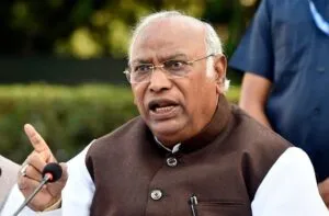 ओबीसी वोट बैंक को साधने की तैयारी, कांग्रेस ने गठित की 24 नेताओं वाली एडवाइजरी काउंसिल