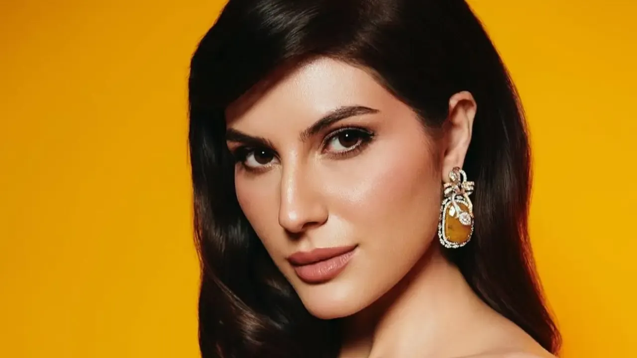 Elnaaz Norouzi