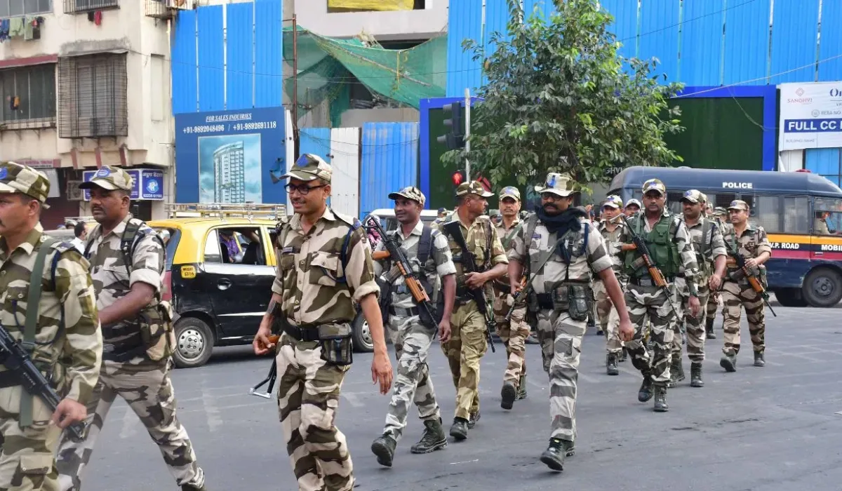 सीआईएसएफ ने आईजी रैंक के कैडर अधिकारियों में महिलाओं के बराबर प्रतिनिधित्व के साथ मानक स्थापित किया