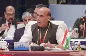 ‘कुछ देश आतंक को पालते हैं’, SCO में पाकिस्तान पर बरसे राजनाथ सिंह