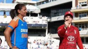 ENGW vs INDW: 25 गेंदों में 8 विकेट गिराकर इतिहास रच गई Team India, फिर भी 5 रन से मिली हार