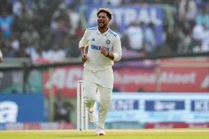 Kuldeep Yadav को मौका देने की उठी मांग, Wasim Jaffer और Mohammad kaif ने दी चेतावनी