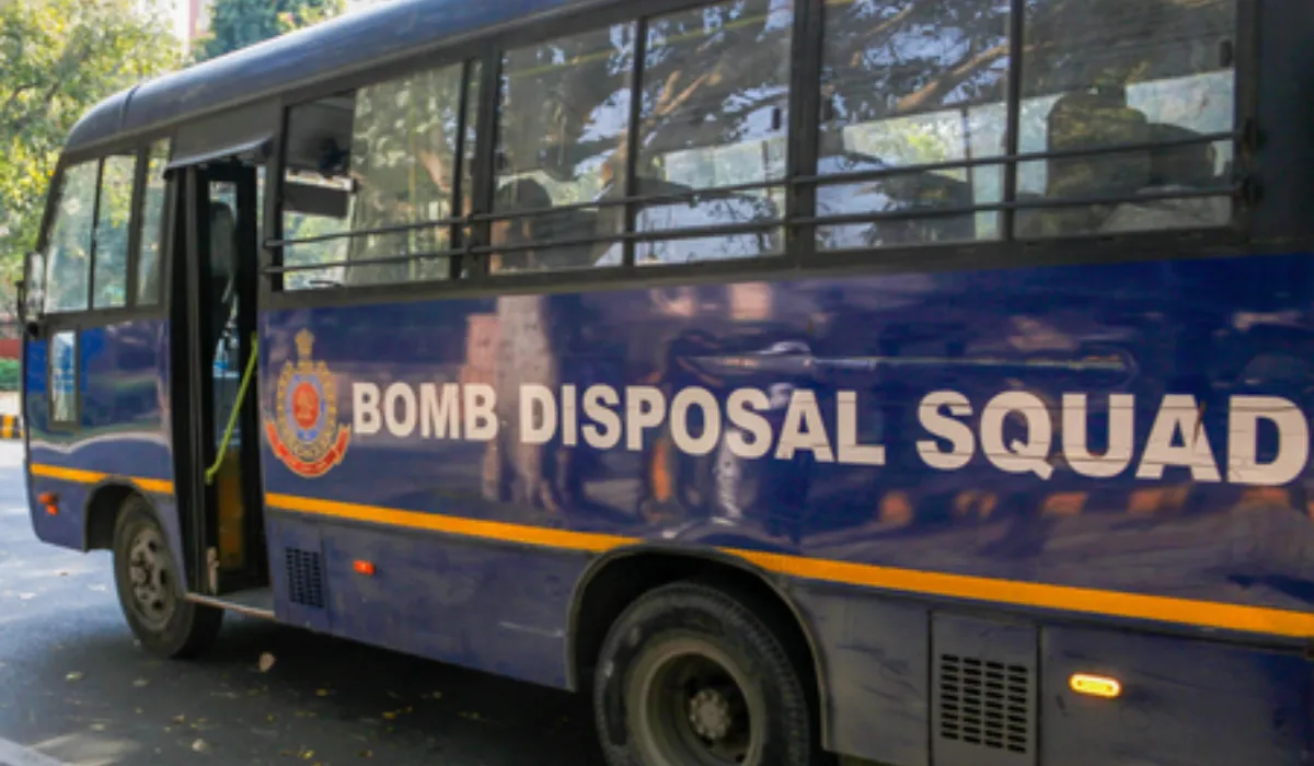 दिल्ली: कई स्कूलों को बम से उड़ाने की धमकी, पुलिस ने शुरू की जांच
