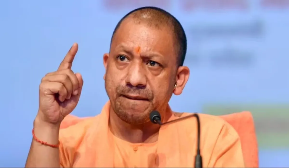 सोशल मीडिया पर फेक अकाउंट बनाकर जातीय संघर्ष की स्थिति पैदा करते हैं कुछ लोग : मुख्यमंत्री योगी