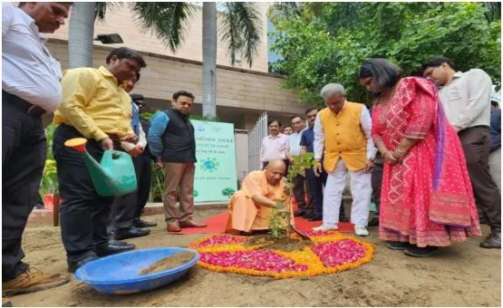 Uttar Pradesh cm yogi