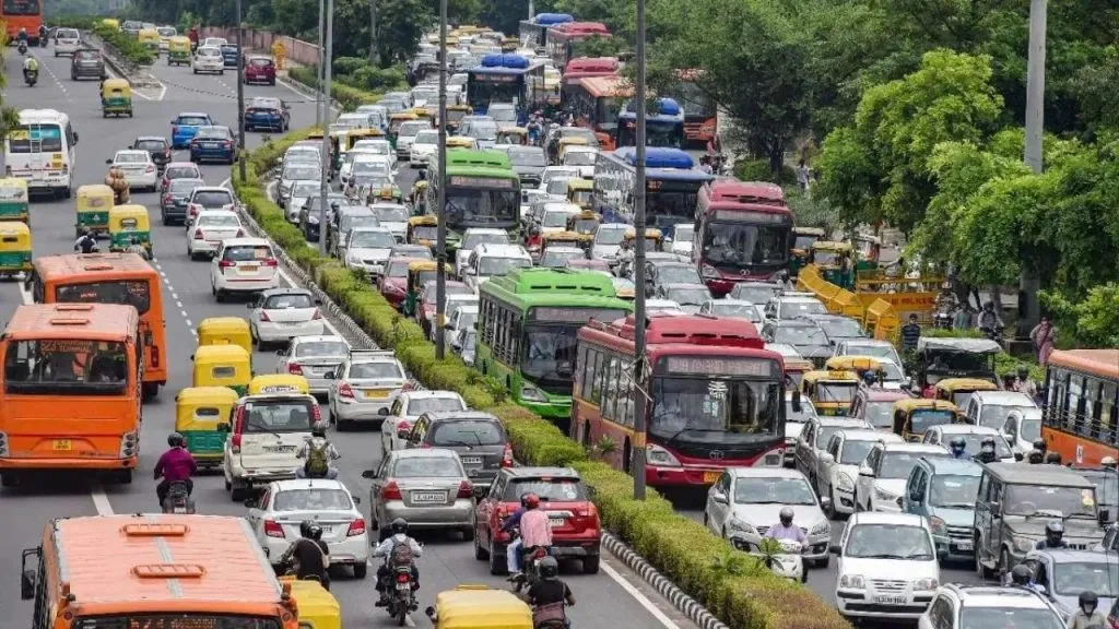 Delhi fuel ban old vehicles