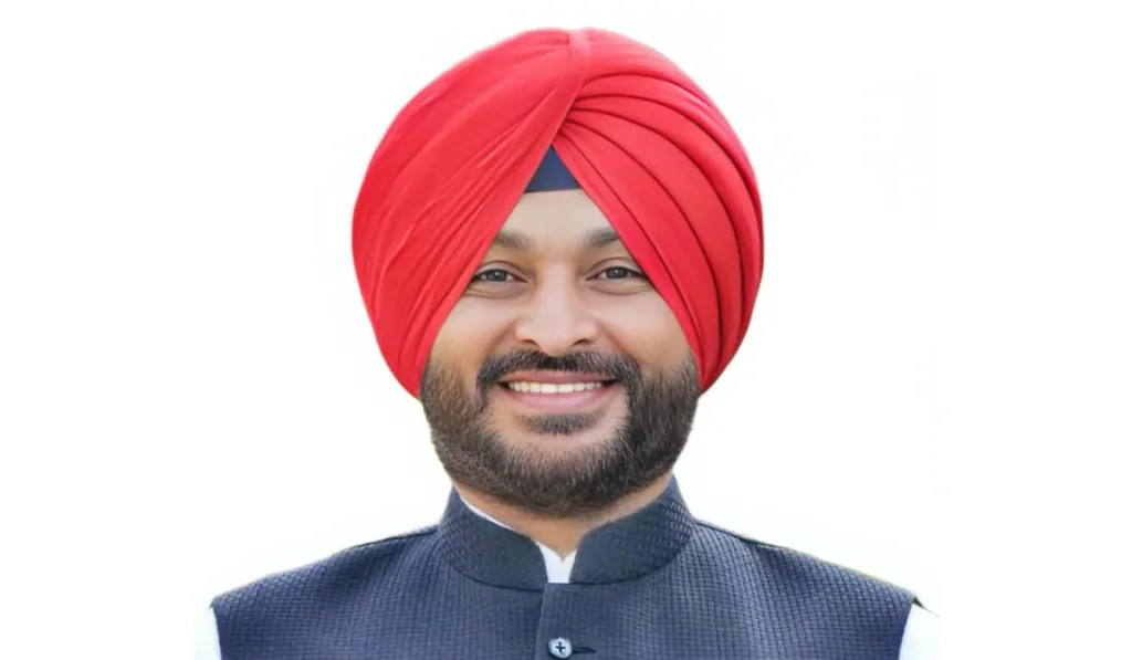 AAP सरकार फेल, जनता करे खुद की रक्षा: रवनीत बिट्टू का बड़ा बयान