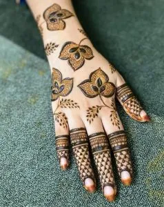 Flower Back Mehndi Design