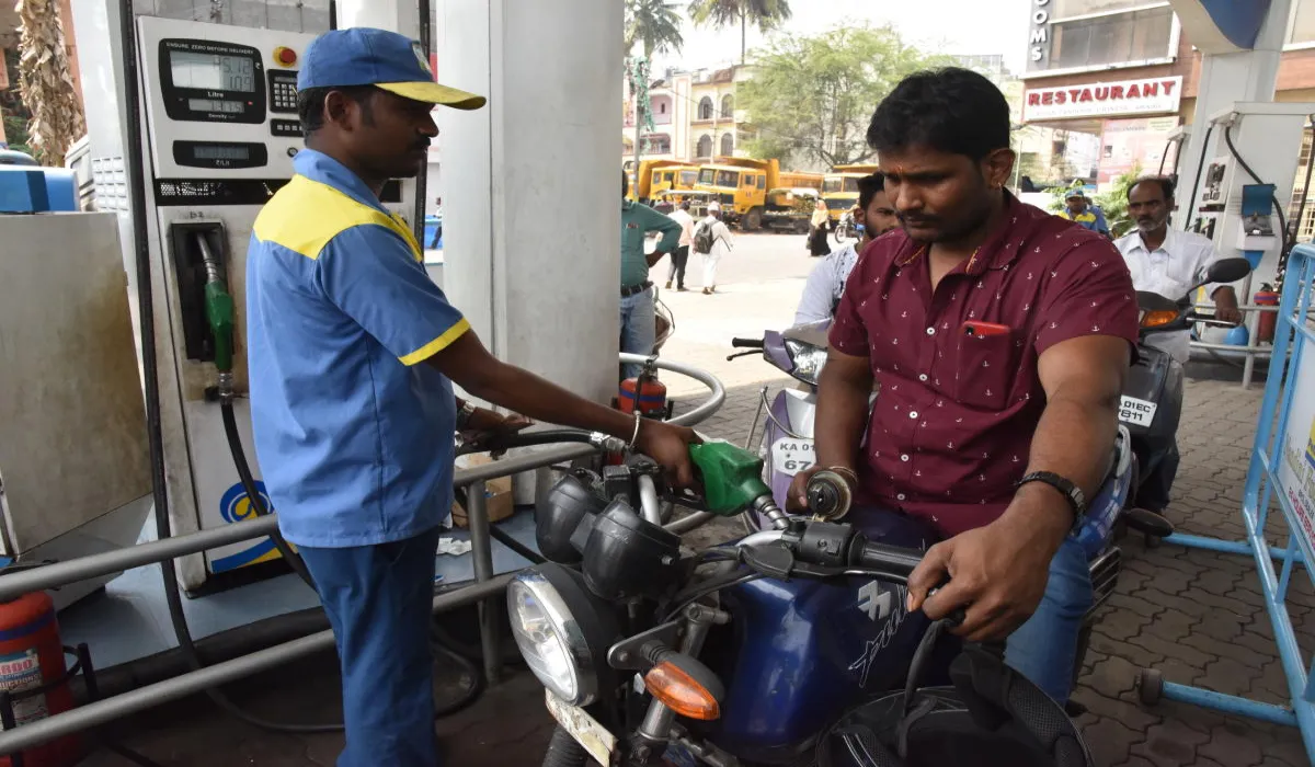 No Helmet No Petrol Rule