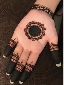 Round Mehndi Design