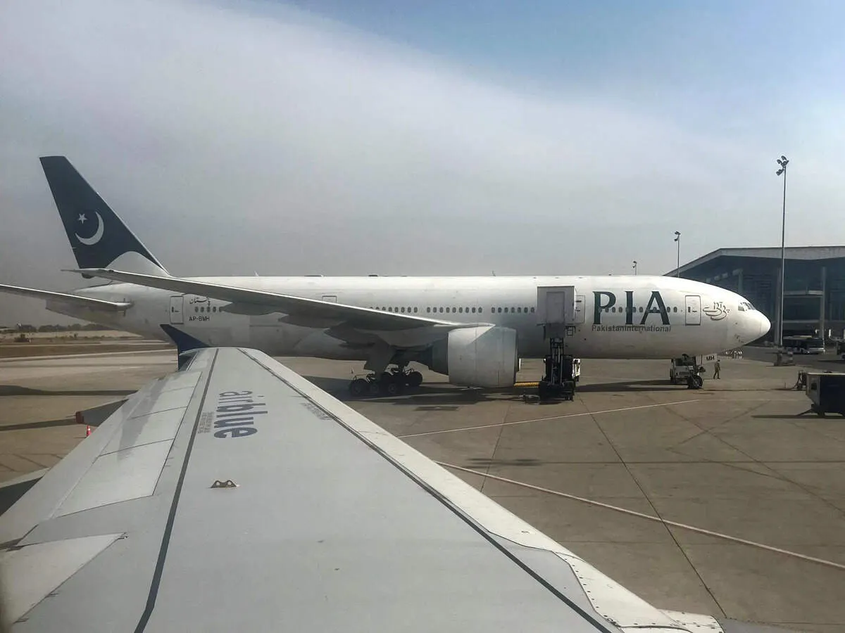 Pakistan Air Routed Closed