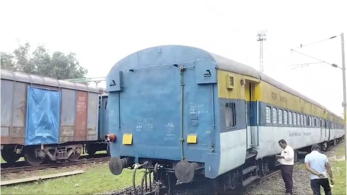 Manoharpur Train Accident News