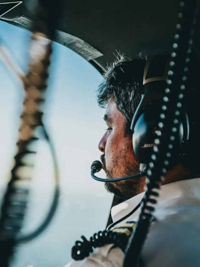 pexels-bertellifotografia-2868219