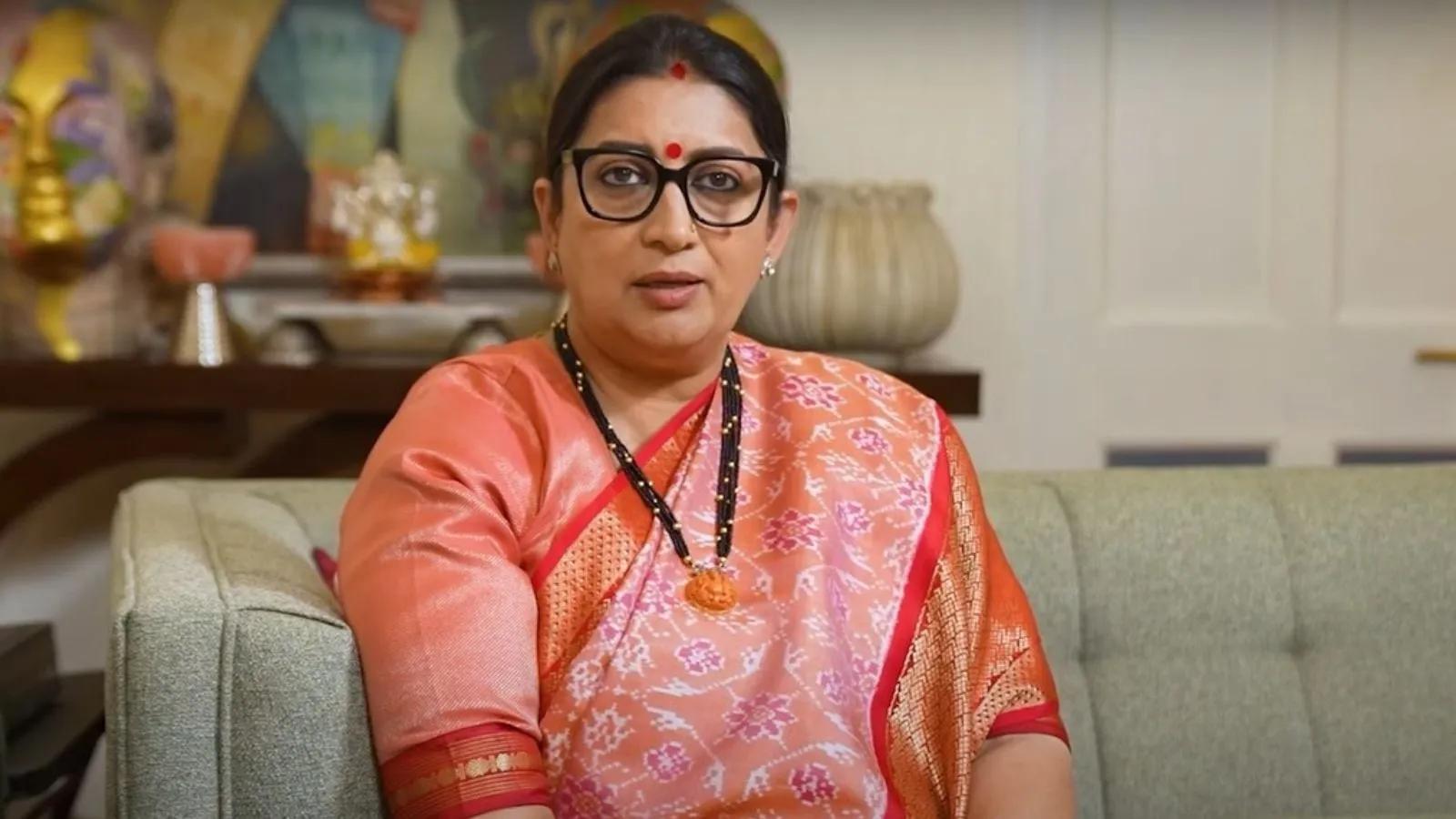smriti irani