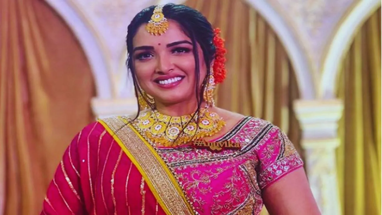 Amrapali Dubey new song - Source : Social Media