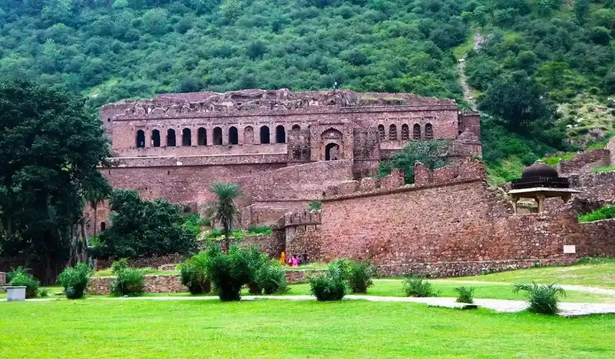 Bhangarh Fort Mystery