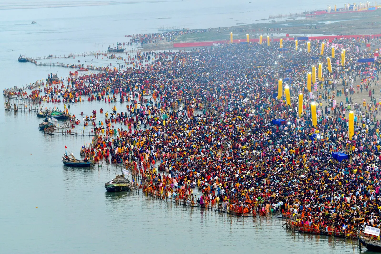 Manoj Tiwari Chath Song- Souce : Social Media