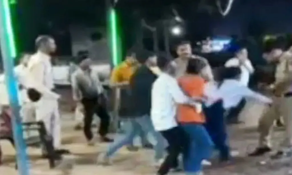 Maggi Point Girl Gang Drama