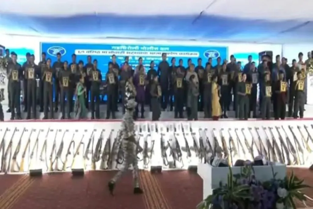 100 Naxals Surrender