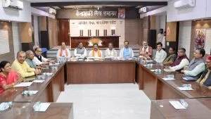 Bihar elections को लेकर बीजेपी ने अपनी तैयारियां की तेज, NDA में ‘बड़े-छोटे भाई’ का रोल खत्म, महिलाओं और युवाओं को मिलेगी प्राथमिकता