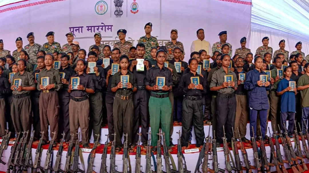 Chhattisgarh Naxalites Surrender (CREDIT S-M)