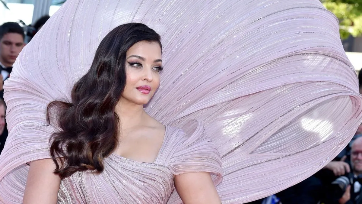 Aishwarya Rai Popularity-Source : Social Media