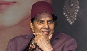 dharmendra famous scenes
