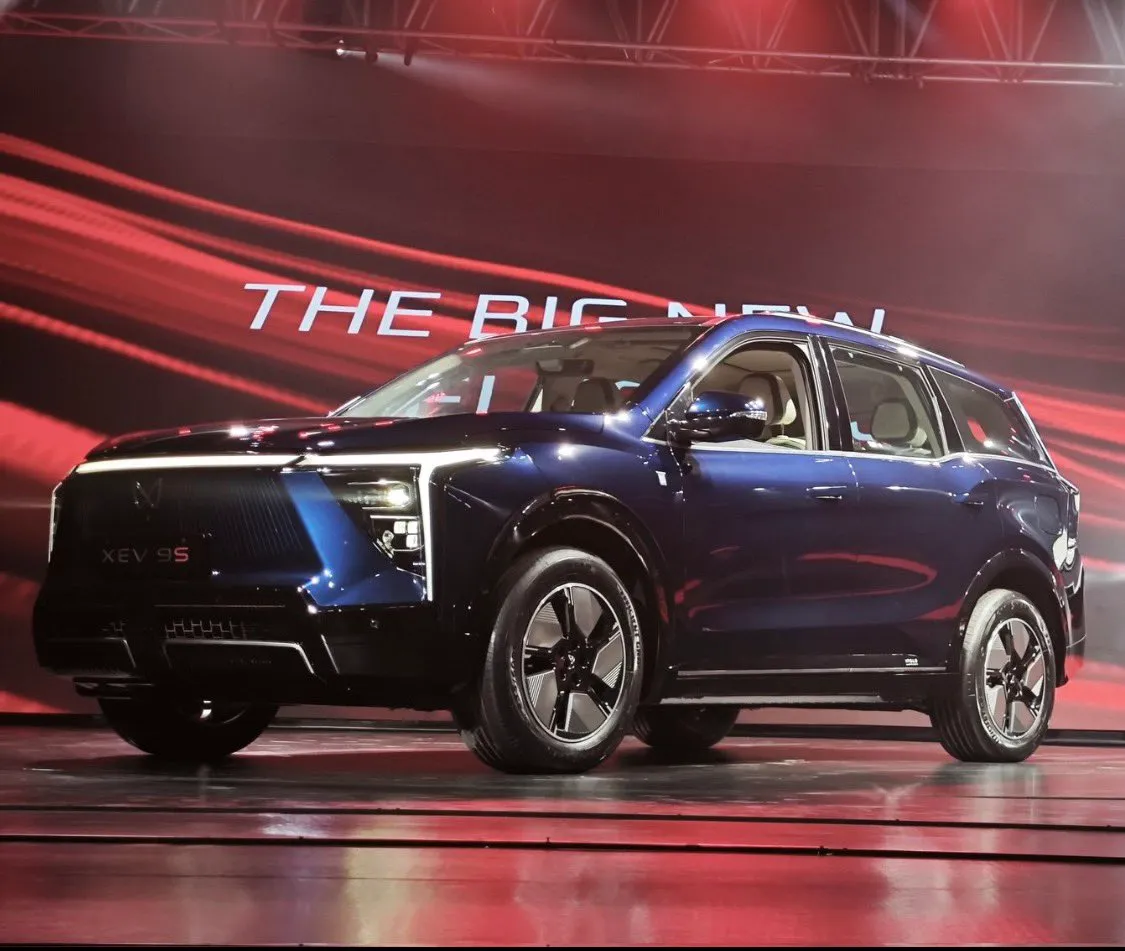 Mahindra XEV 9s Features