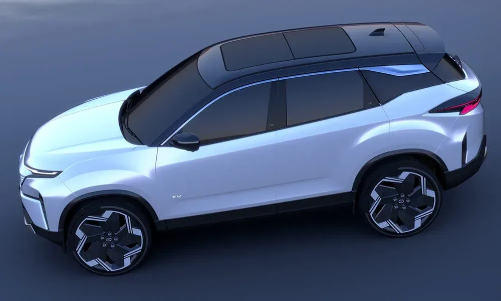 Tata Sierra ICE vs Tata Harrier EV(credit S-M)