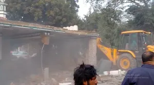 नौगजा पीर पर चला प्रशासन का ‘पीला पंजा’, अवैध कब्जे पर PMDA विभाग की बड़ी कार्रवाई